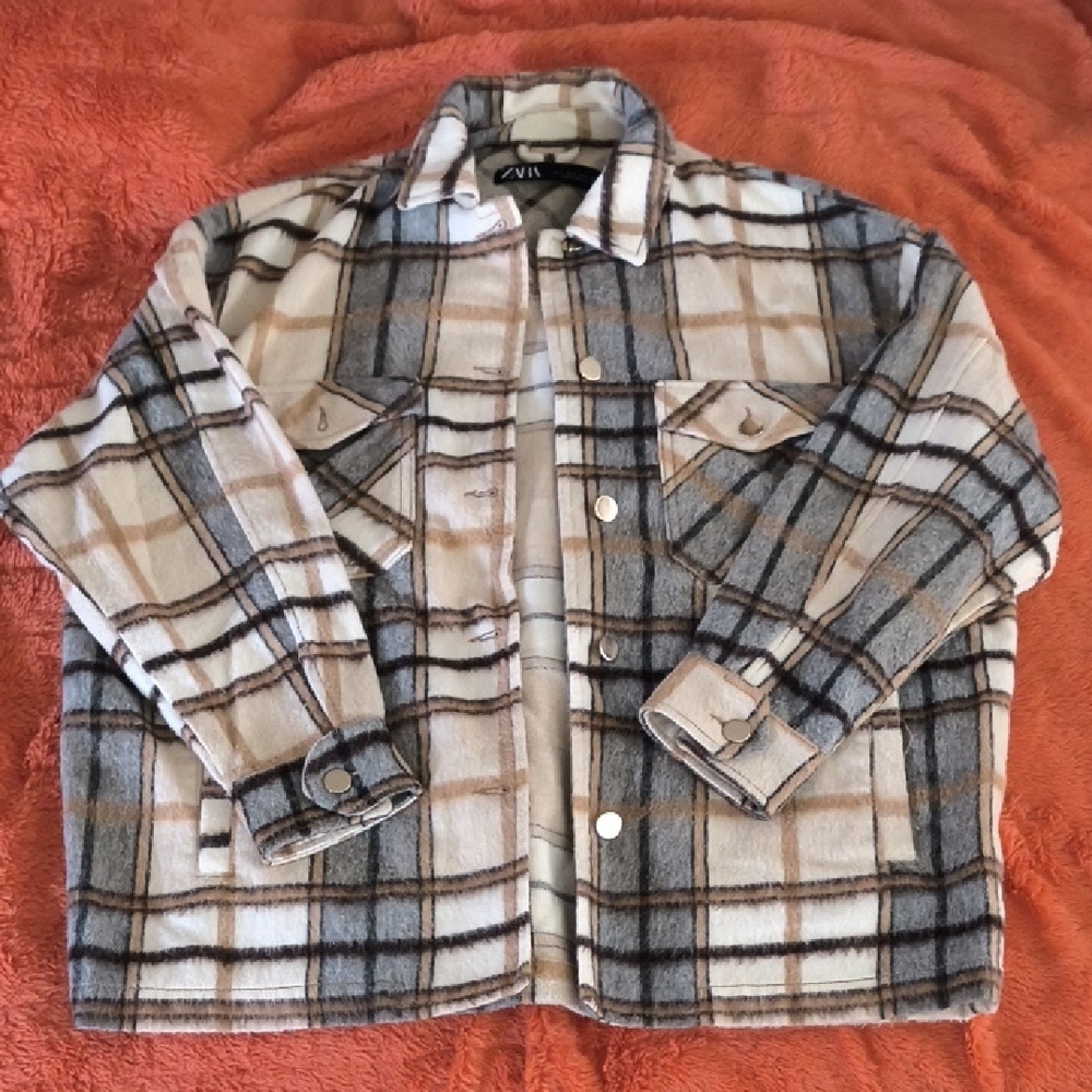Zara Plaid Button-Up Jacket